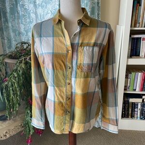 The North Face mustard plaid cotton outdoors button down
